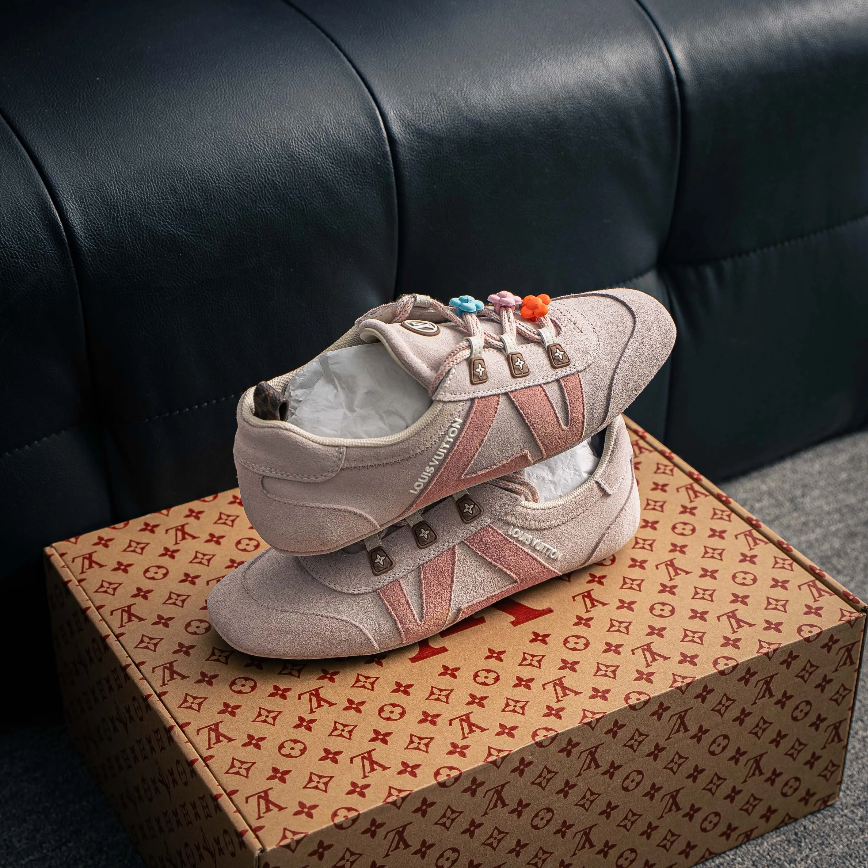 # 2026 New Arrival LOUIS VUITTON Snea Kerina Shoes Shoes Sacchetto Shoes ， Shoes ， 。 sneake